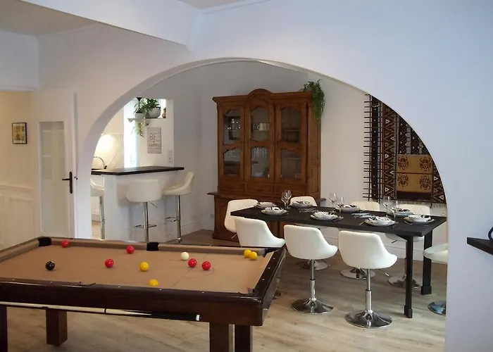 La Maison Ossaloise 6 People Laruns